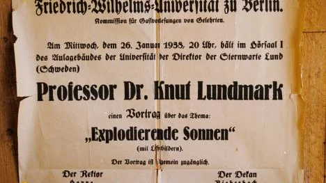 Professor Knut Lundmarks föreläsningsturnéer gick också ut i Europa. 1938 talade han om exploderande solar i Berlin.
