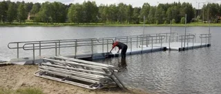 Nya bryggor möjliggör bad för funktionshindrade