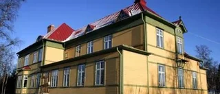Arbetsplatsolycka på Bolagshotellet - hantverkaren föll 4 meter