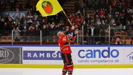 Coop arena, 8 mars, 2008: Luleå Hockey har just klarat sig kvar i elitserien. NSDs sportredaktion, 12 mars, 2010: Pelle Johansson börjar tvivla på sitt tips.