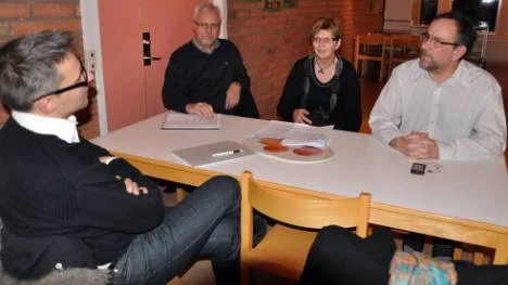 Jarkko Erikshammar (förälder och moderator för mötet), Karl-Axel Bergström, Monica Westman och Håkan Nyman.                                                                                                                                                                                          FOTO: Lotta Nilsson