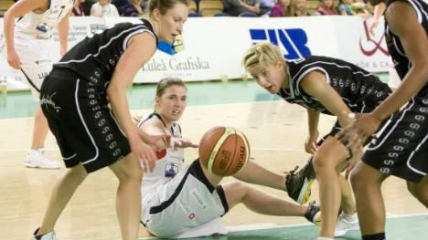 Platt fall i Pontushallen. Elin Söderström och Luleå Basket var aldrig med i matchen mot Sundsvall. Det blev en tung förlust.