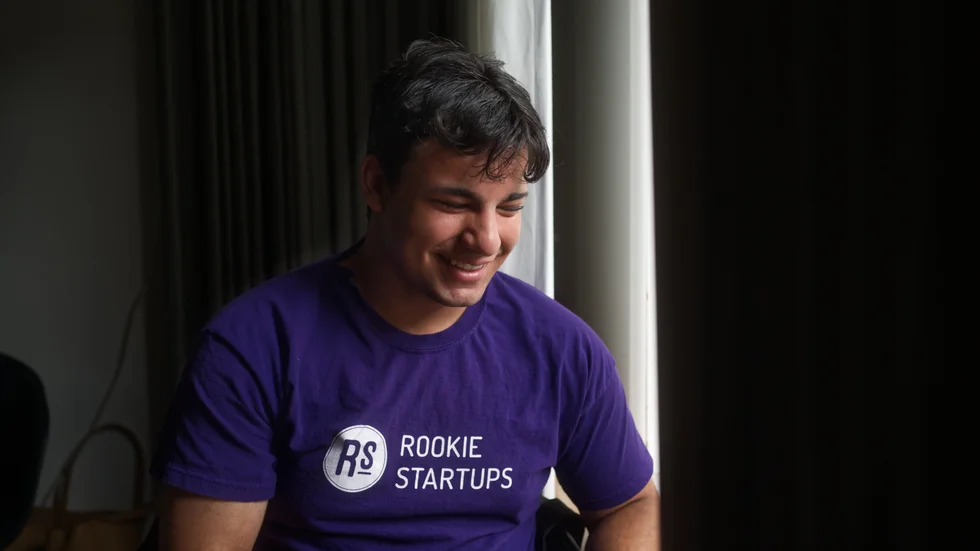 16-åriga Samir Awad har alltid velat skriva en bok. När han fick chansen att göra det genom Rookie Startups tog han den.