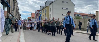Här går studenttåget genom stan