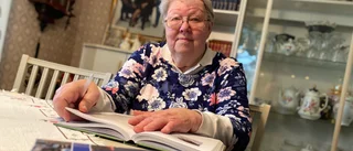 Laila kollapsade och blev förlamad – nu släpper hon feelgoodbok