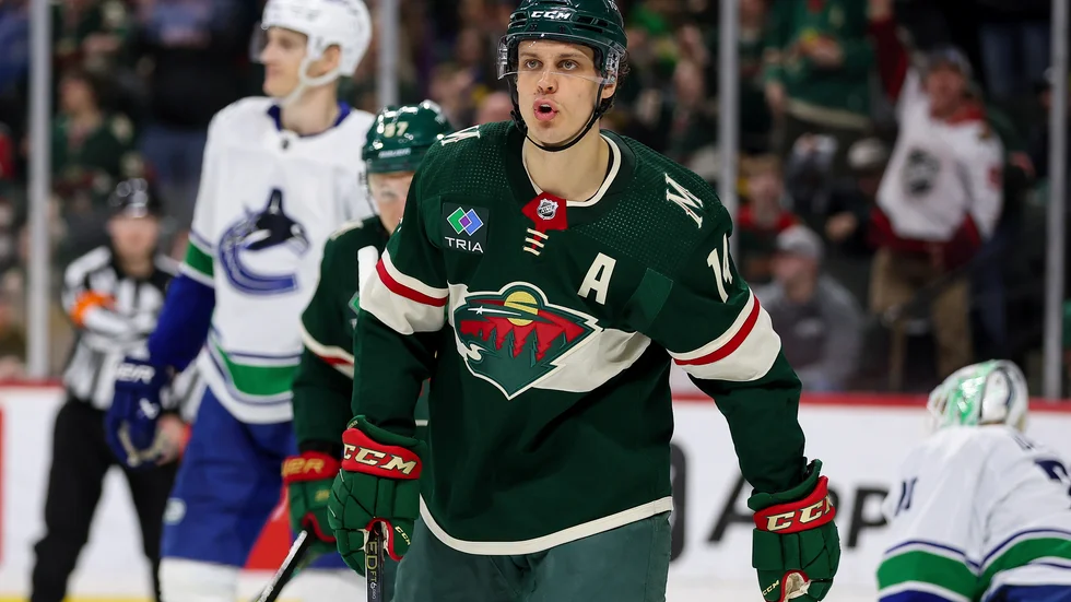 Minnesotas center Joel Eriksson Ek är klar för VM-spel. Arkivbild.