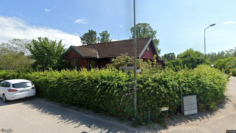Skogshallvägen 12