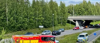 Tonåring måttligt skadad efter olyckan vid E4 