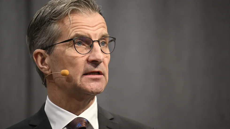Riksbankschef Erik Thedéen håller tal. Arkivbild
