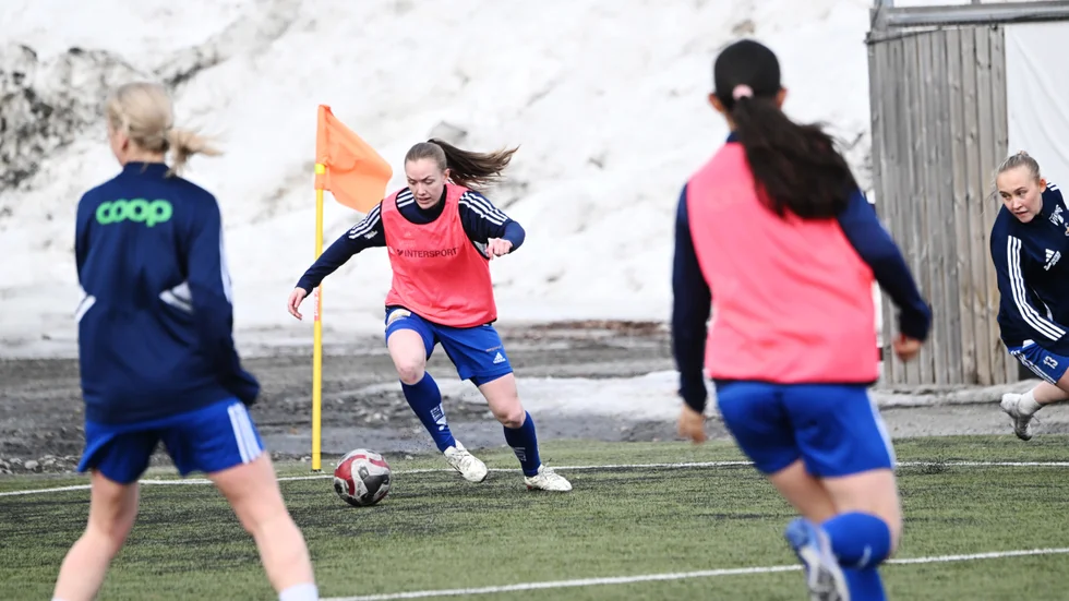 Lina Pettersson är en av Sunnanå SK:s mest meriterade spelre inför återkomsten till elitettan. Sedan tidigare står 23-åringen noterad för 38 matcher från start i näst högsta serien.