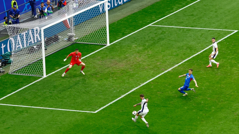 Phil Fodens kvittering mot Slovakien döms bort för offside.