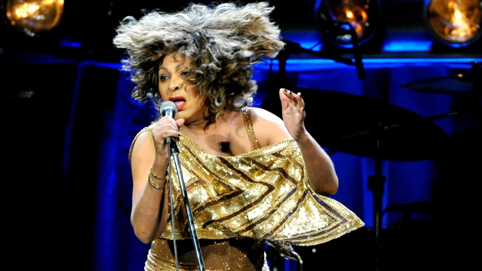 Tina Turner har lockat både LaGaylia Frazier och Nanne Grönvall att göra hyllningskonserter i år. Den 27 oktober är det dags för Nannes version på UKK.