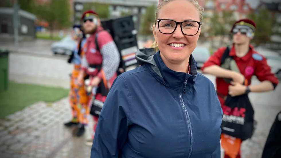 Carina Sammeli (S), kommunalråd, besvarar en insändare.