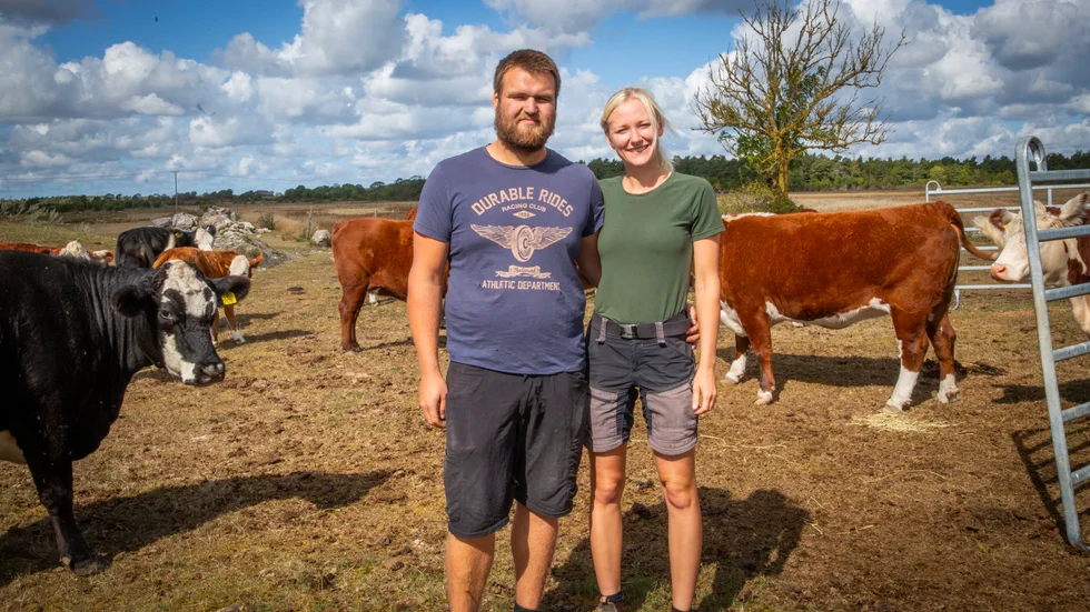 Anton Kullander och Frida Thomsson gav sig vid årsskiftet in i köttbranschen, en bransch som det i dagsläget på Gotland är svår att rekrytera arbetskraft till.