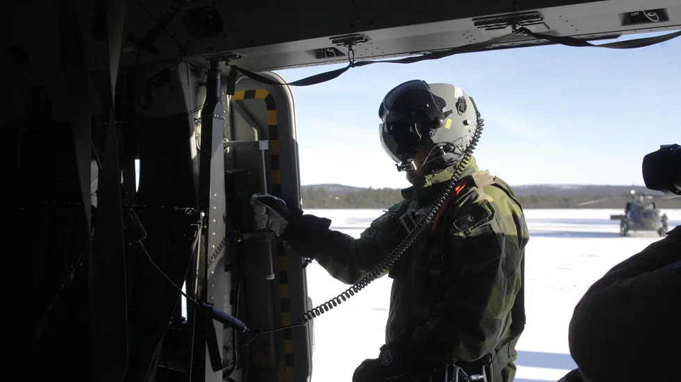 Under militärövningen Nordic Response 24 flyger försvaret med Helikopter-14, och Helikopter-16, eller Blackhawk som modellen också kallas.