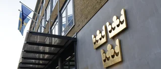 Svenska ambassaden varnar svenskar efter upplopp