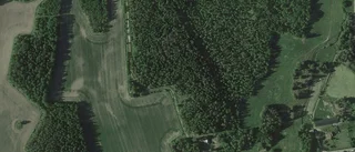 Fastighet i Heby kommun byter ägare