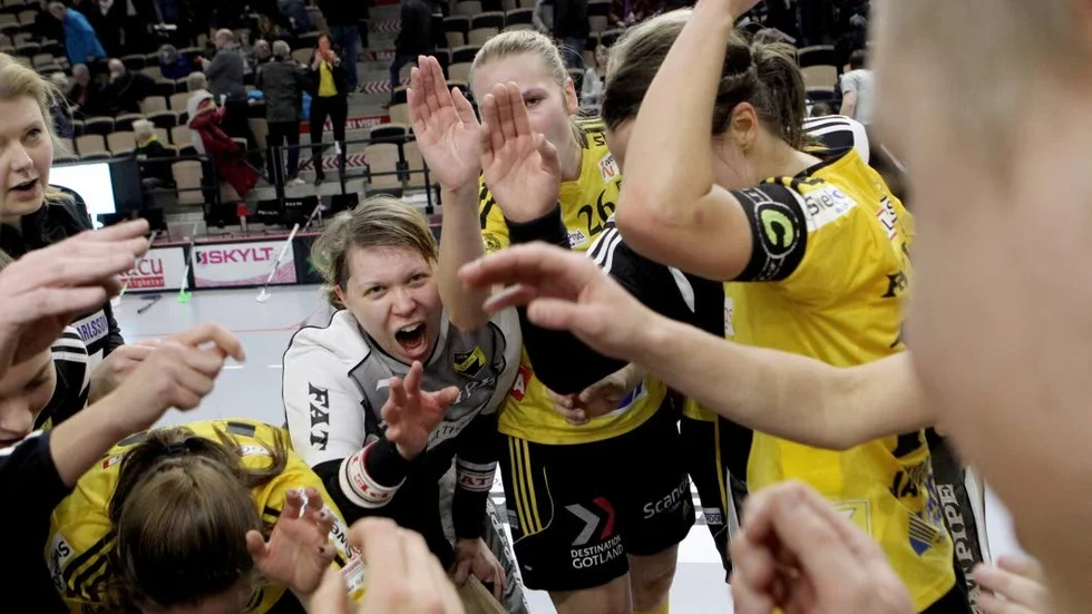 Liisa Kokkonen (målvakten) fick priset som matchens lirare efter sin insats.