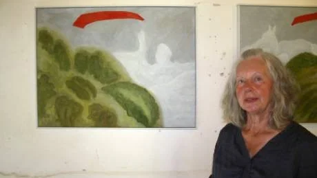 "Järtecken" heter två av Birgitta Halldins äggtemperamålningar som hon visar på Majs konstloft i Gräne.
