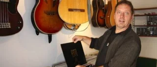 Björn satsar på vinyl igen