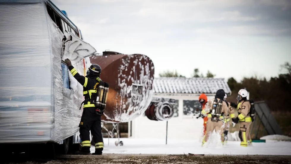 3. Brandövningsplats, Visby flygplats – Man har konstaterat föroreningar vid brandövningsplatsen som troligen beror på användning av brandskum.