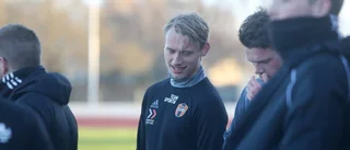 "Spela på vallen är något annat"