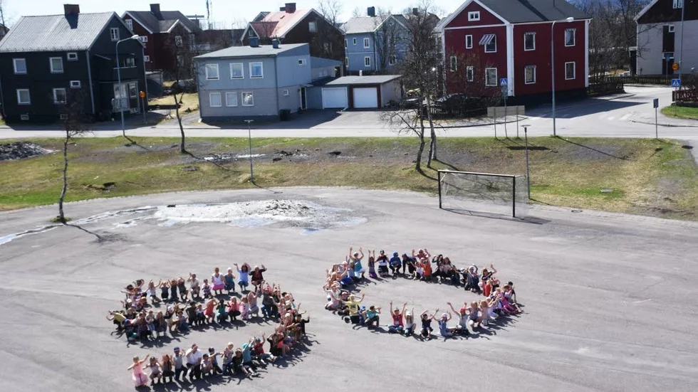 FIRAR. Högalidskolan fyller 50 år i år och tjuvstartade firandet under fredagen. Till hösten arrangeras bland annat en jubileumsvecka.