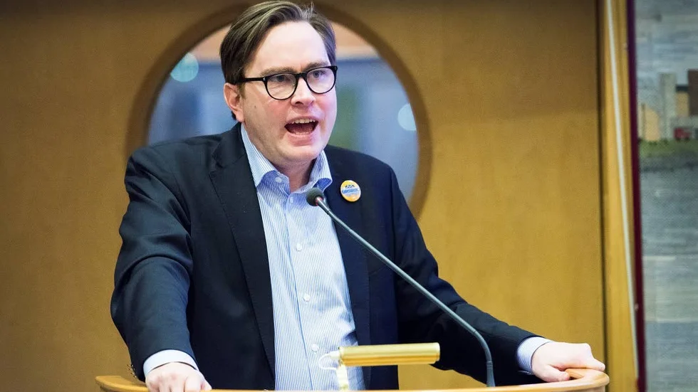 Avgår. 40-årige Thomas Olofsson avgår som länsordförande för Liberalerna.