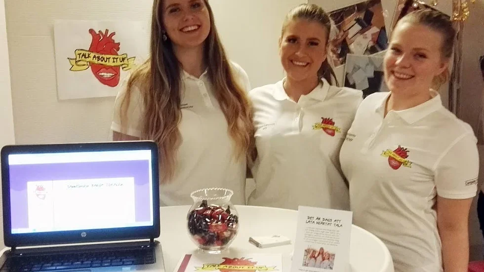 VINNARE. Talk about it UF är månadens UF-företag i Norrbotten. Det droivs av Linnea Olsson, Tilda Larsson och Emma Engström.