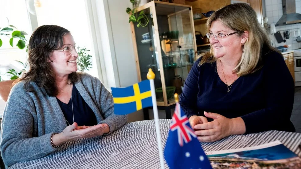 Möte. Eva Flygare från Luleå och Kristi-Ann Kane från Sydney började brevväxla när de var 13 år. Idag när Eva har hunnit bli 51 år och Krisit-Ann 52 möts de i Luleå.