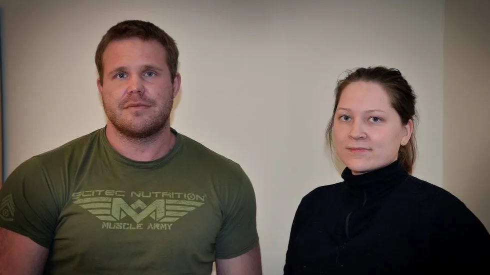 GYM FÖR UNGA. Conny Kramer och Anna Askebrand erbjuder ungdomar att träna gratis i Ullatti.
