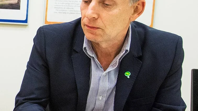 Kritisk. Jan Nyberg, Miljöpartiet.
