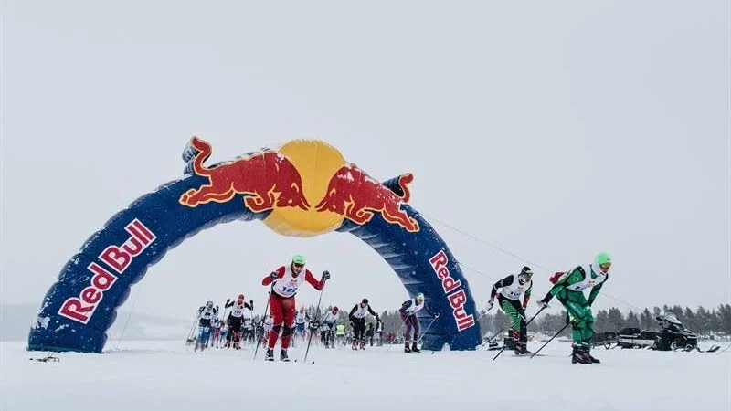 Startögonblicket i Red Bull Nordenskiöldsloppet 2018.