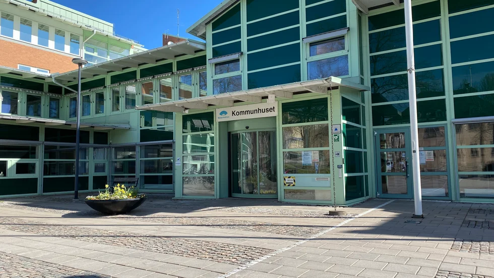 Kommunens revisorer bjöd in sig till socialnämnden. De överväger en anmärkning mot nämnden.