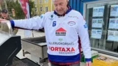 Kalix bandys grabbar grillade burgare.