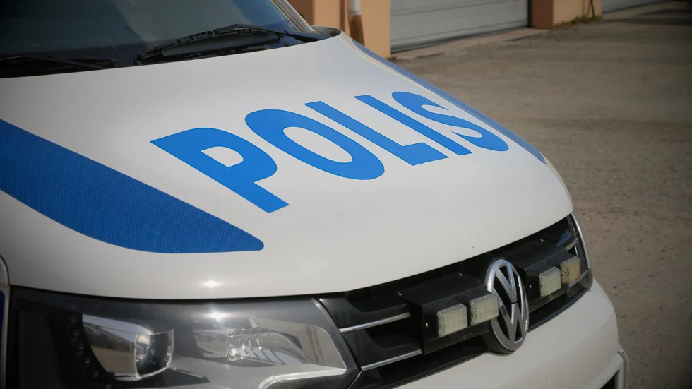 En anmälan om olaga hot har kommit in till polisen. 