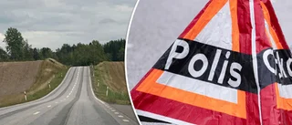 Taxiförare döms efter krock utanför Malmköping – Tingsrätten: "Uppenbart att omkörningen varit trafikfarlig"