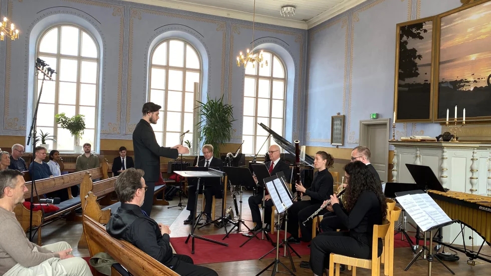 Just nu pågår festivalen Ljudvågor. På torsdagens hölls en lunchkonsert md Gotlandsmusiken i Vårdklockans kyrka.