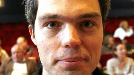Om våra barn ska undervisas av engagerade och välutbildade lärare, krävs att yrket görs attraktivare än idag med en bättre lön. Stefaan De Maecker (bilden)  och P-O Widjer (nedan) ger svar till Wera Svensson.