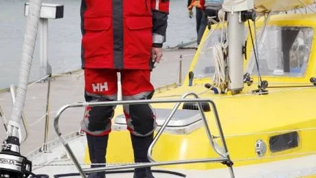 Hela besättningen. Bilden togs då Tommy Eriksson just skulle lämna Visby hamn på sin färd mot Antarktis. Foto: Ulf      Glimfalk
