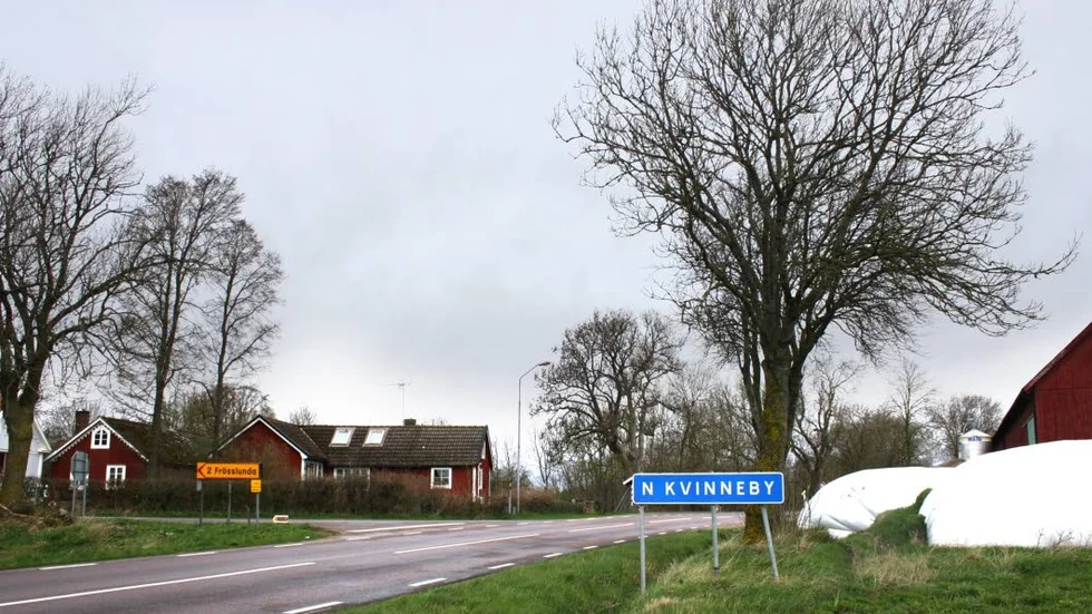 HEMMA. Familjen Olsson har drivit lantbruket i Norra Kvinneby på östra Öland i fyra generationer.