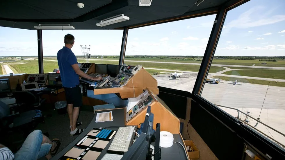 Nya rutiner för hur piloterna framför flygplanen har införts efter tillbudet i Visby för två år sedan.