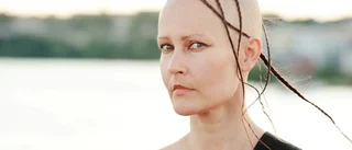 Hon dansar om kalken på Gotland