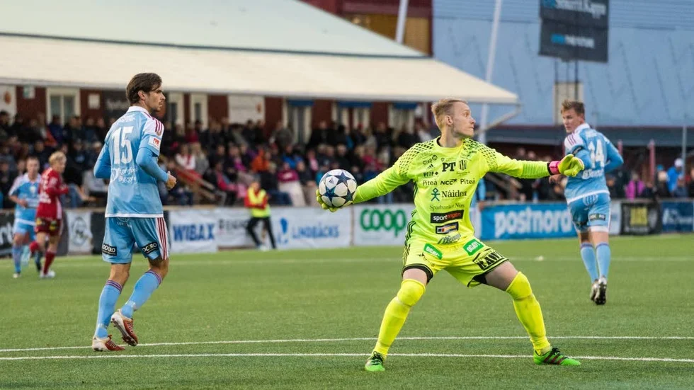 Tomas Adell.