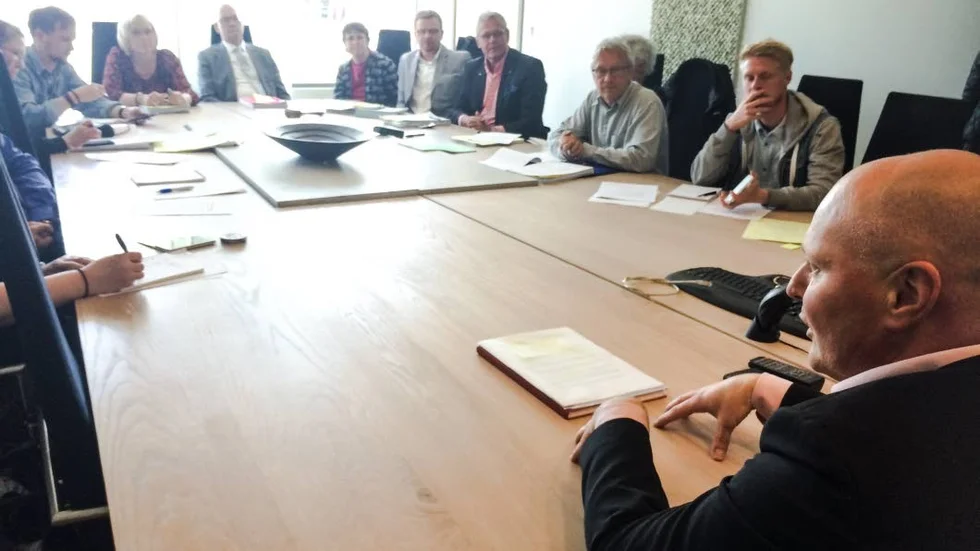 Regionstyrelsen utsåg på onsdagen Peter Lindvall, närmast, till regiondirektör på Gotland.