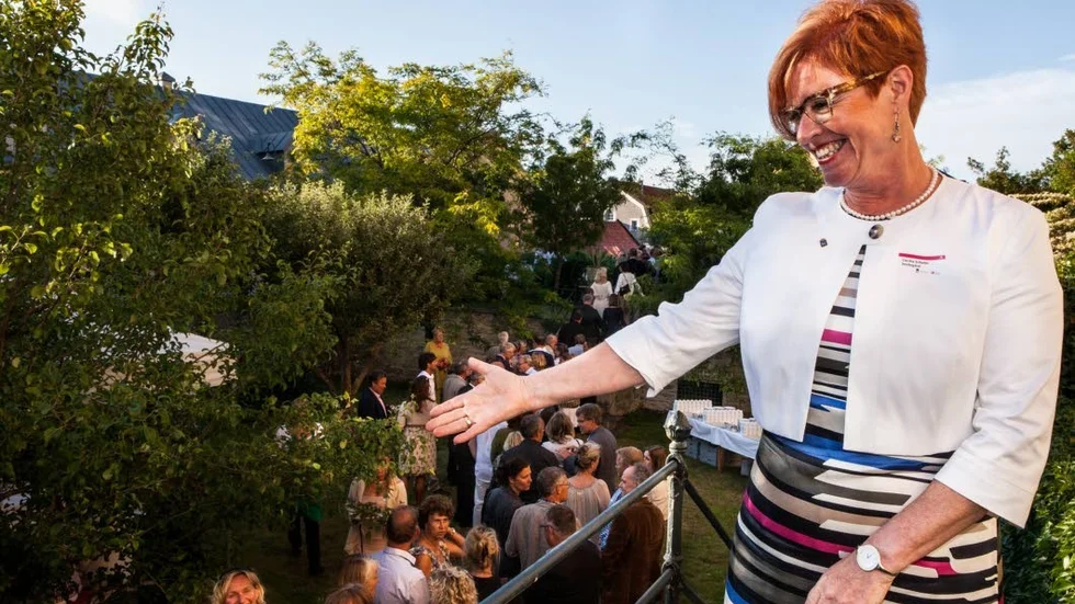 Landshövdingen, Cecilia Schelin Seidegård på sommarfesten för några år sedan.