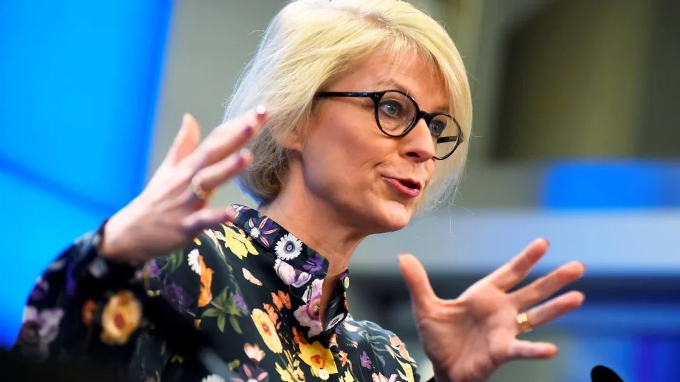 Moderaternas  ekonomisk-politiska talesperson Elisabeth Svantesson (M) presenterade partiets budgetmotion i går, tillsammans med Ulf Kristersson.