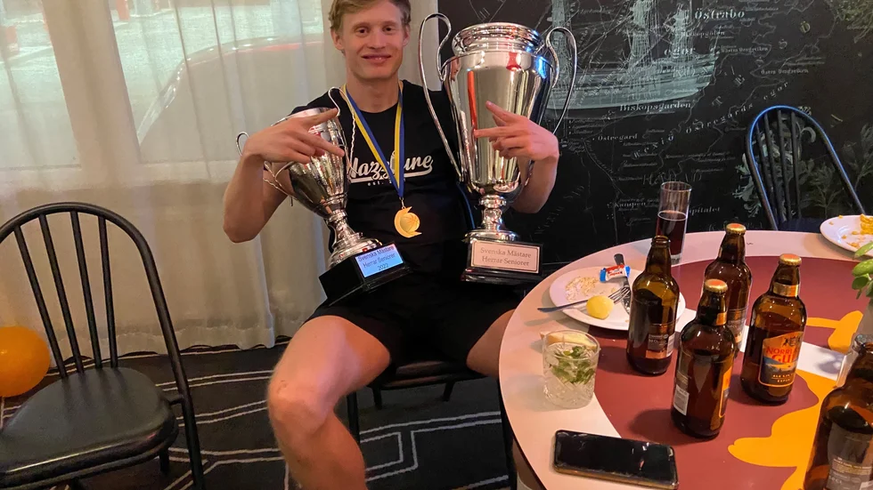 Felix Terins såg ut att trivas på guldfesten.