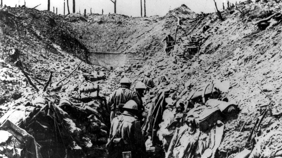 Krig framkallar hypernationell propaganda, skriver Jesper Bengtsson.  Bilden är från Första världskriget och slaget vid Verdun år 1916.