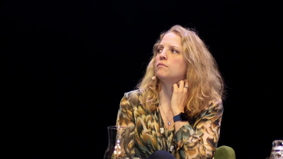Anne Graf betonar att man främst ska satsa på att använda elen där den produceras.
